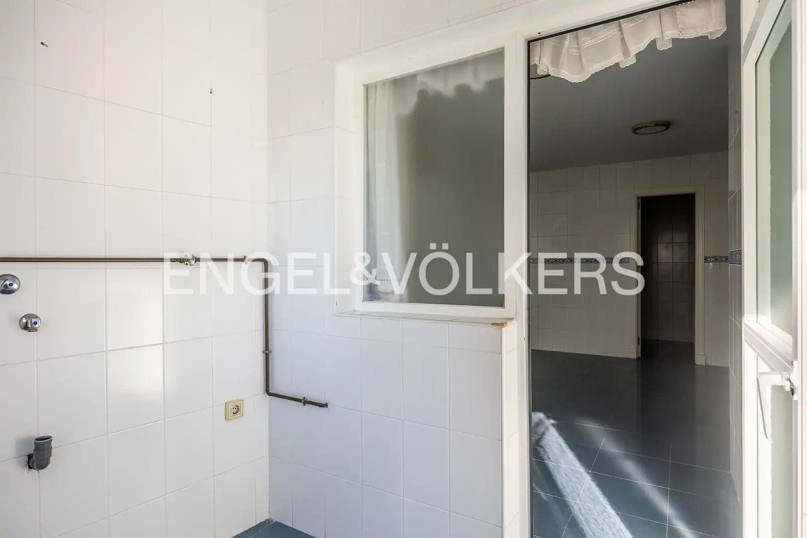 Flat for sale in Sevilla  with Air Conditioner, Heating and Terrace