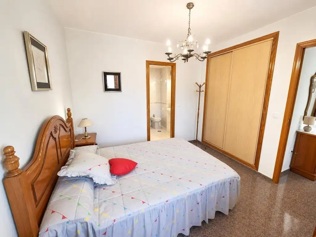 Habitación de Piso en venta en Alicante / Alacant con Aire acondicionado, Calefacción y Trastero