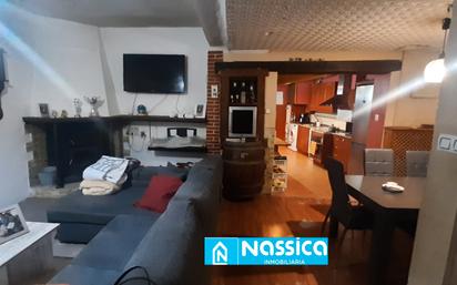 Living room of Flat for sale in Calahorra  with Heating, Parquet flooring and Terrace