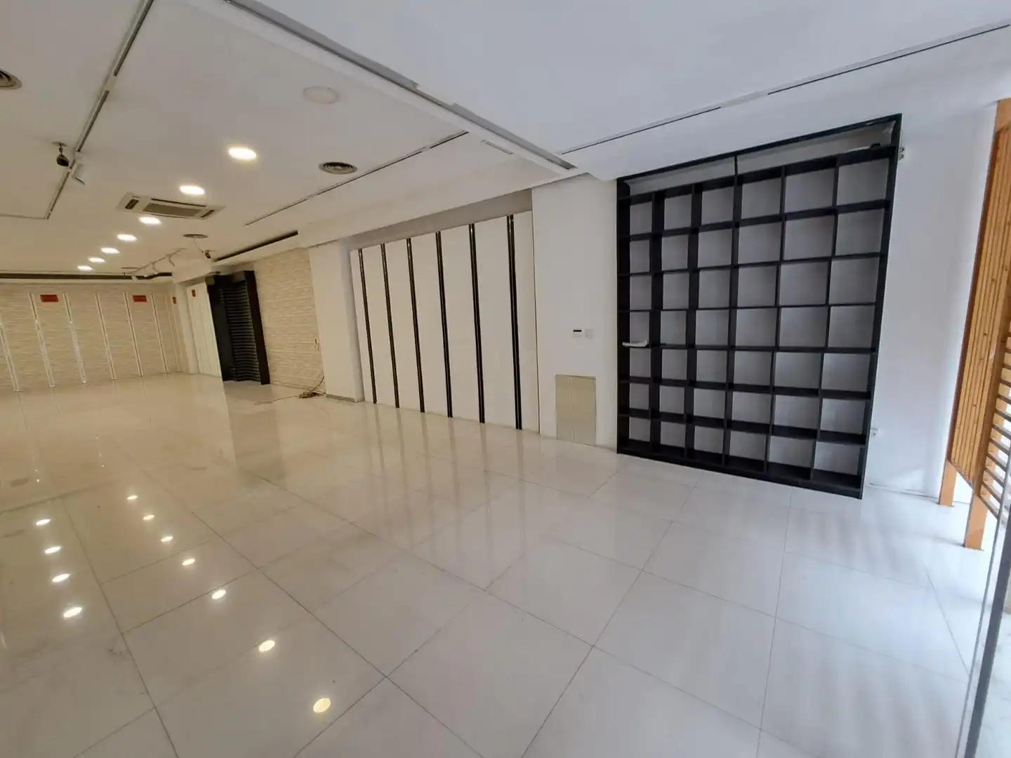 Local comercial de lloguer a Calle FRANCESC ARBONA, imagen 4
