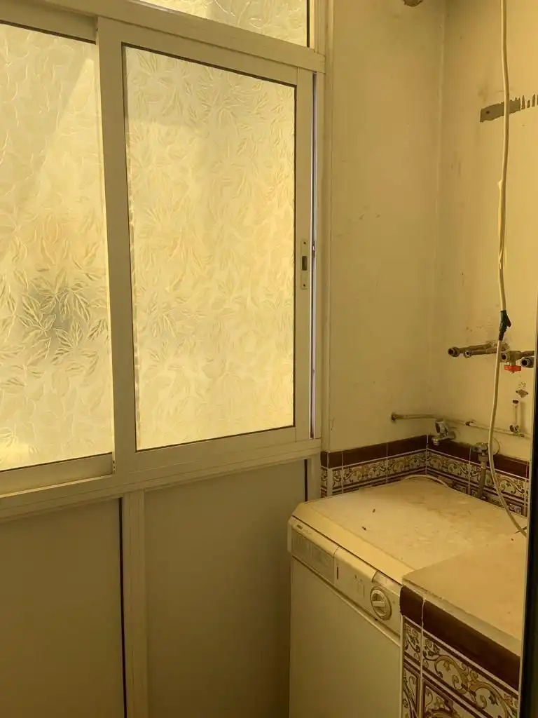 Piso con ascensor en venta en Avenida de los Reyes Católicos 13, imagen 8