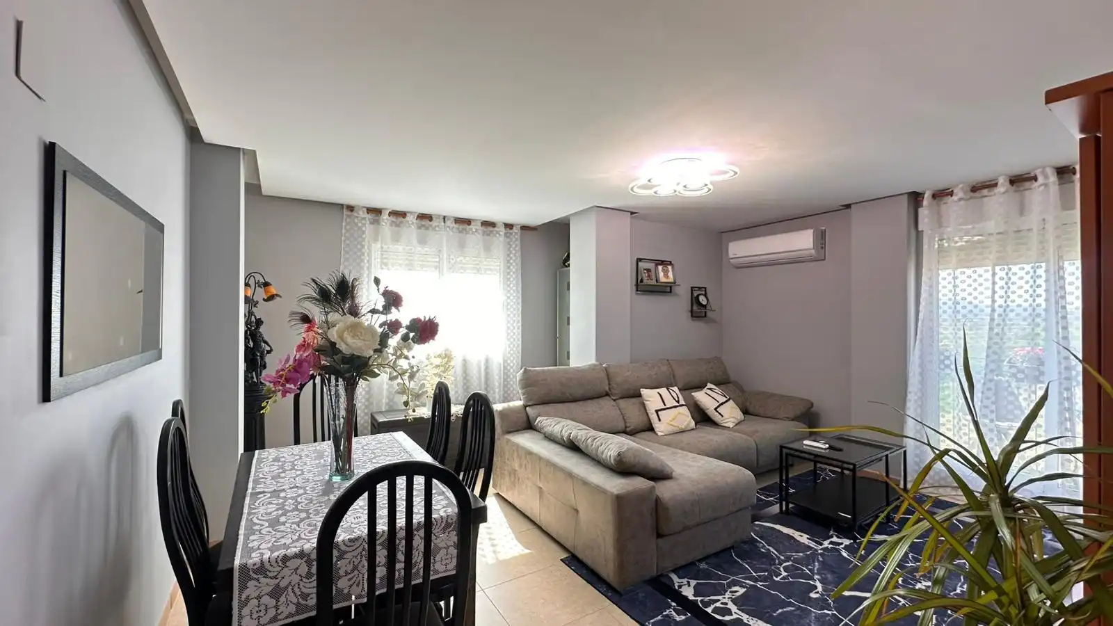 Sala de estar de Piso en venta en Massalavés con Aire acondicionado, Trastero y Amueblado