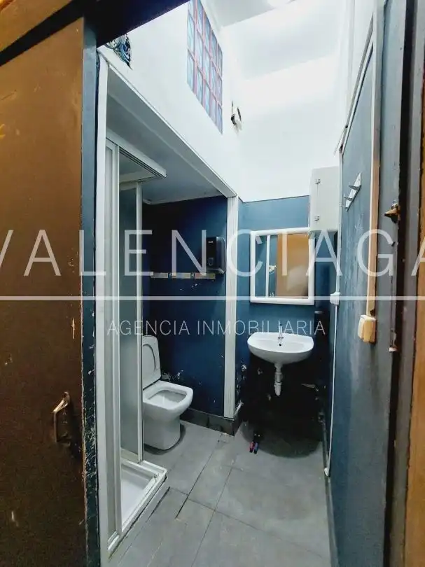 Bathroom of Commercial properties for rent in Donostia - San Sebastián   with Air Conditioner