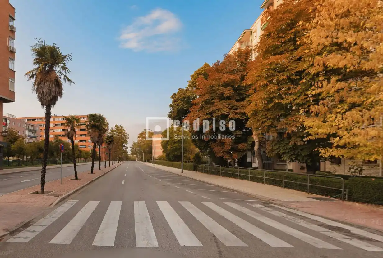 Vista exterior de Piso en venta en Alcorcón con Calefacción, Terraza y Alarma