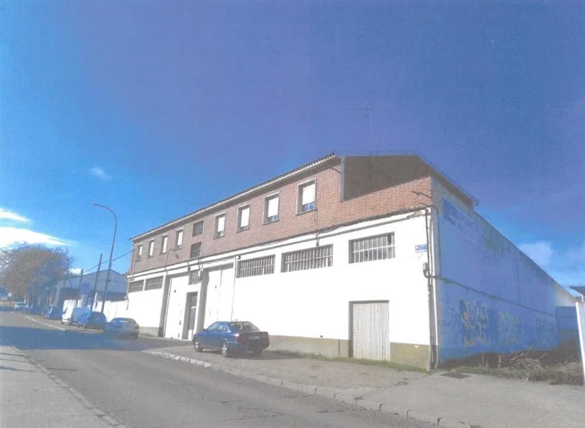 Exterior view of Industrial buildings for sale in Valladolid Capital
