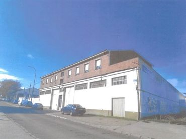 Industrial building for sale in Girón