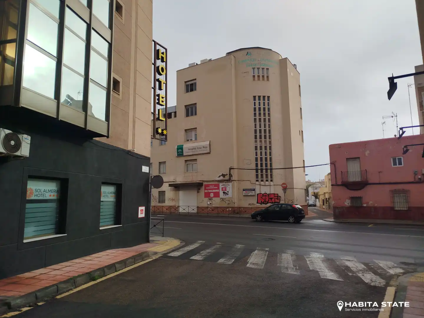 Außenansicht von Garage zum Verkauf in  Almería Capital
