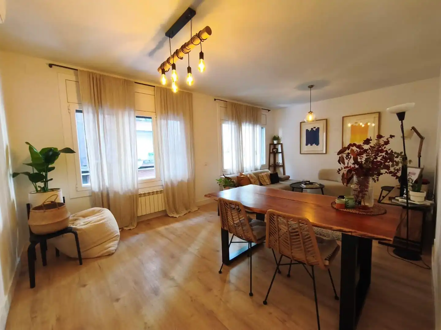Sala de estar de Apartamento en venta en  Barcelona Capital