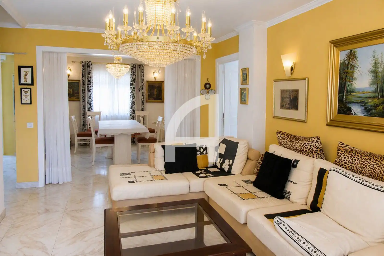 Wohnzimmer von Dachboden zum Verkauf in Benalmádena mit Klimaanlage, Heizung und Terrasse