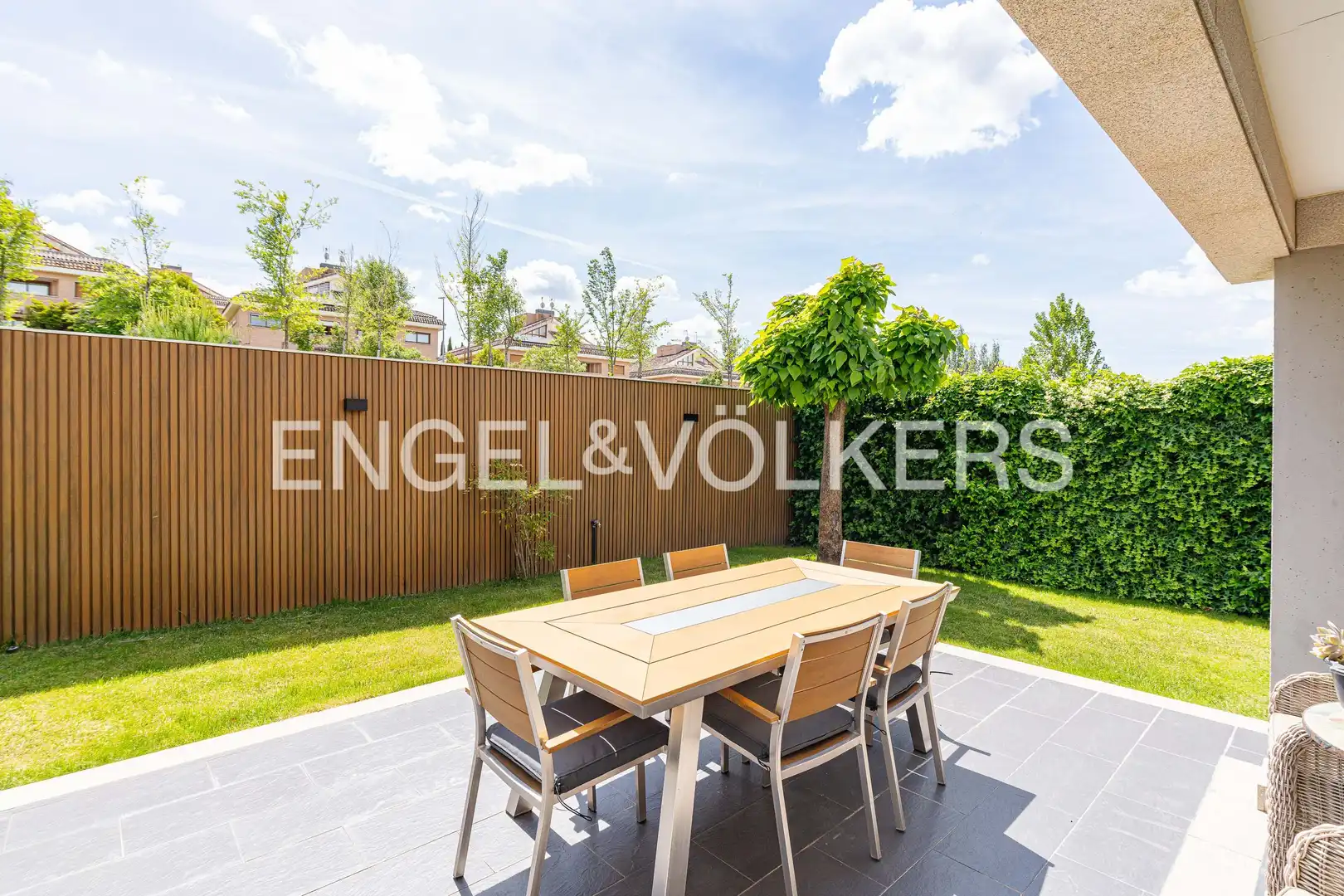 Terraza de Casa adosada en venta en Las Rozas de Madrid con Aire acondicionado, Calefacción y Jardín privado