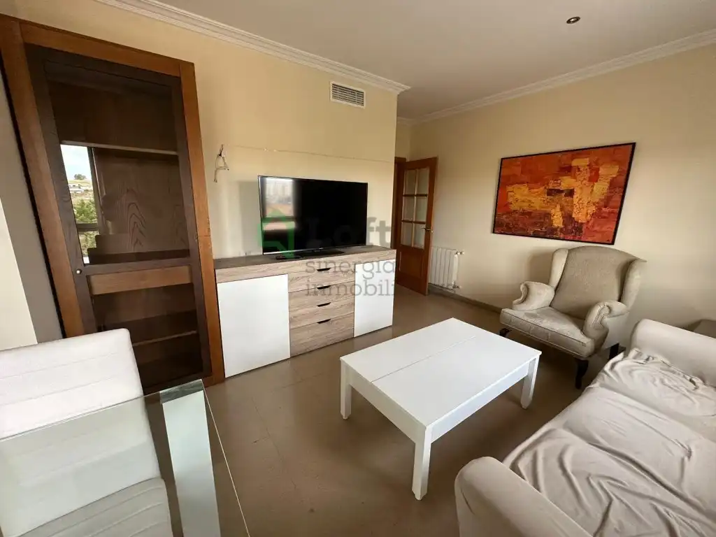 Apartamento de alquiler en Maria Auxiliadora - Barriada de Llera