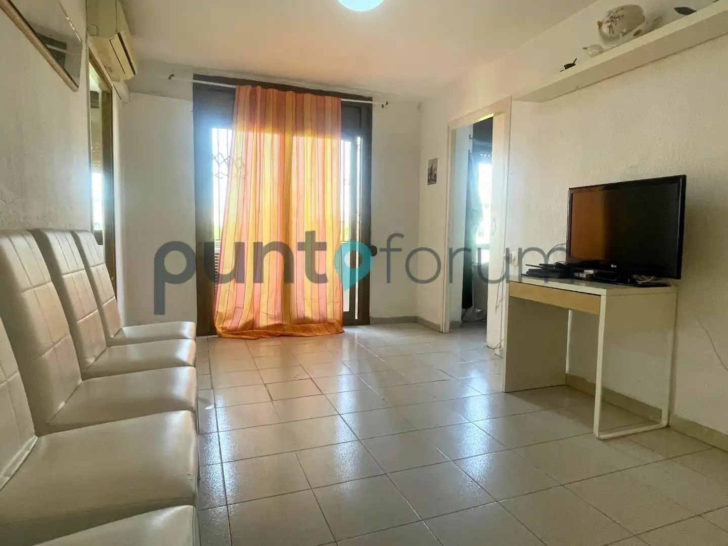 Living room of Flat for sale in Sant Adrià de Besòs  with Balcony