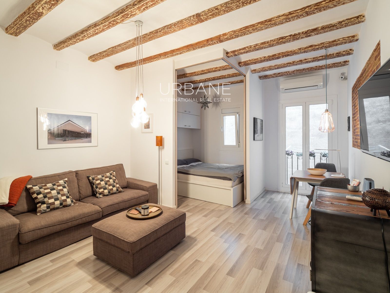 Living room of Flat to rent in  Barcelona Capital  with Air Conditioner, Heating and Furnished