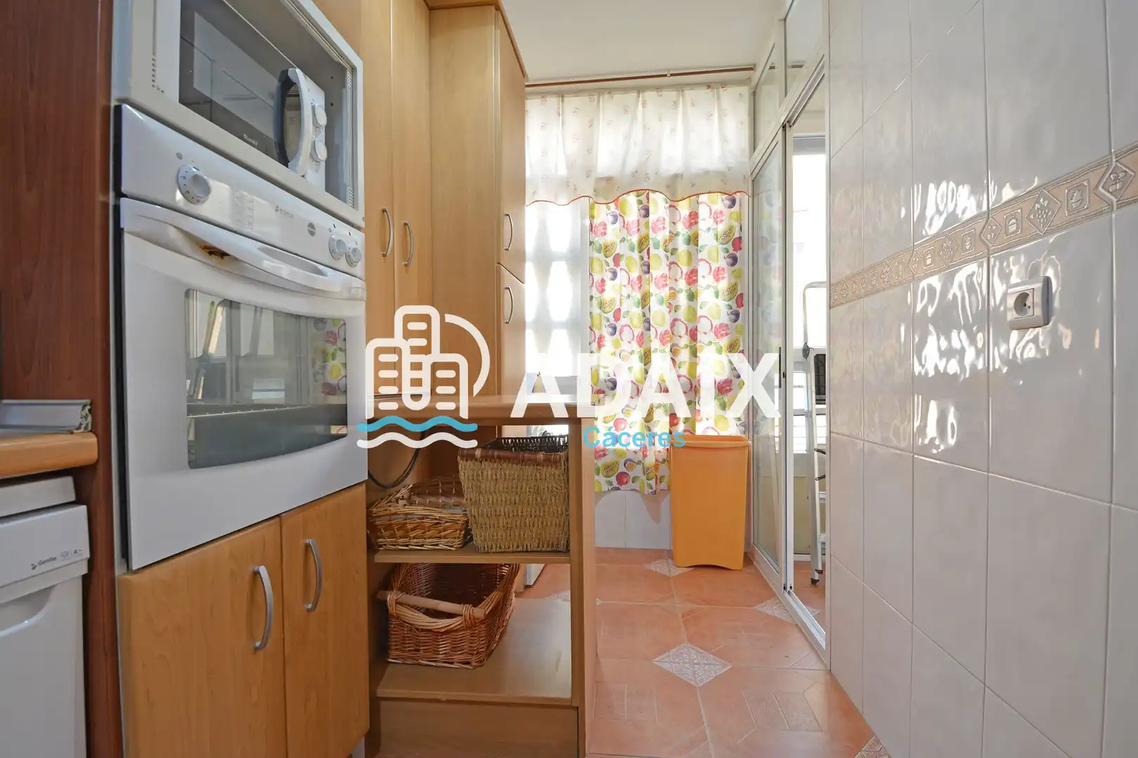 Cocina de Piso de alquiler en Cáceres con Aire acondicionado, Calefacción y Terraza