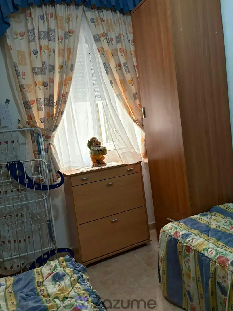 Habitación de Piso de alquiler en Torrevieja con Terraza, Amueblado y Lavadora