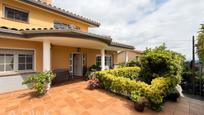 Vista exterior de Casa o xalet en venda en Bigues i Riells amb Aire condicionat, Calefacció i Jardí privat