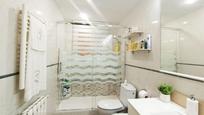 Bathroom of House or chalet for sale in Sant Pere de Ribes  with Air Conditioner, Heating and Private garden