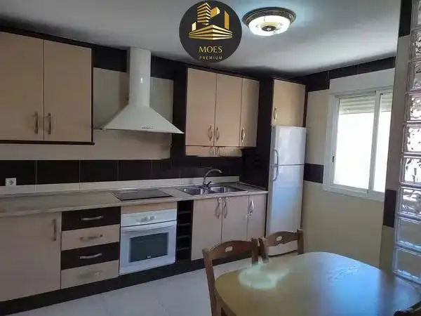 Cocina de Dúplex en venta en Úbeda con Aire acondicionado, Calefacción y Terraza