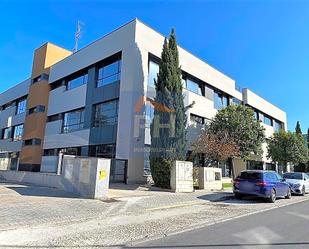 Vista exterior de Oficina en venda en Villaviciosa de Odón amb Aire condicionat