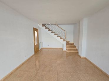 Reihenhaus mit Garten zum Verkauf in Pioz
