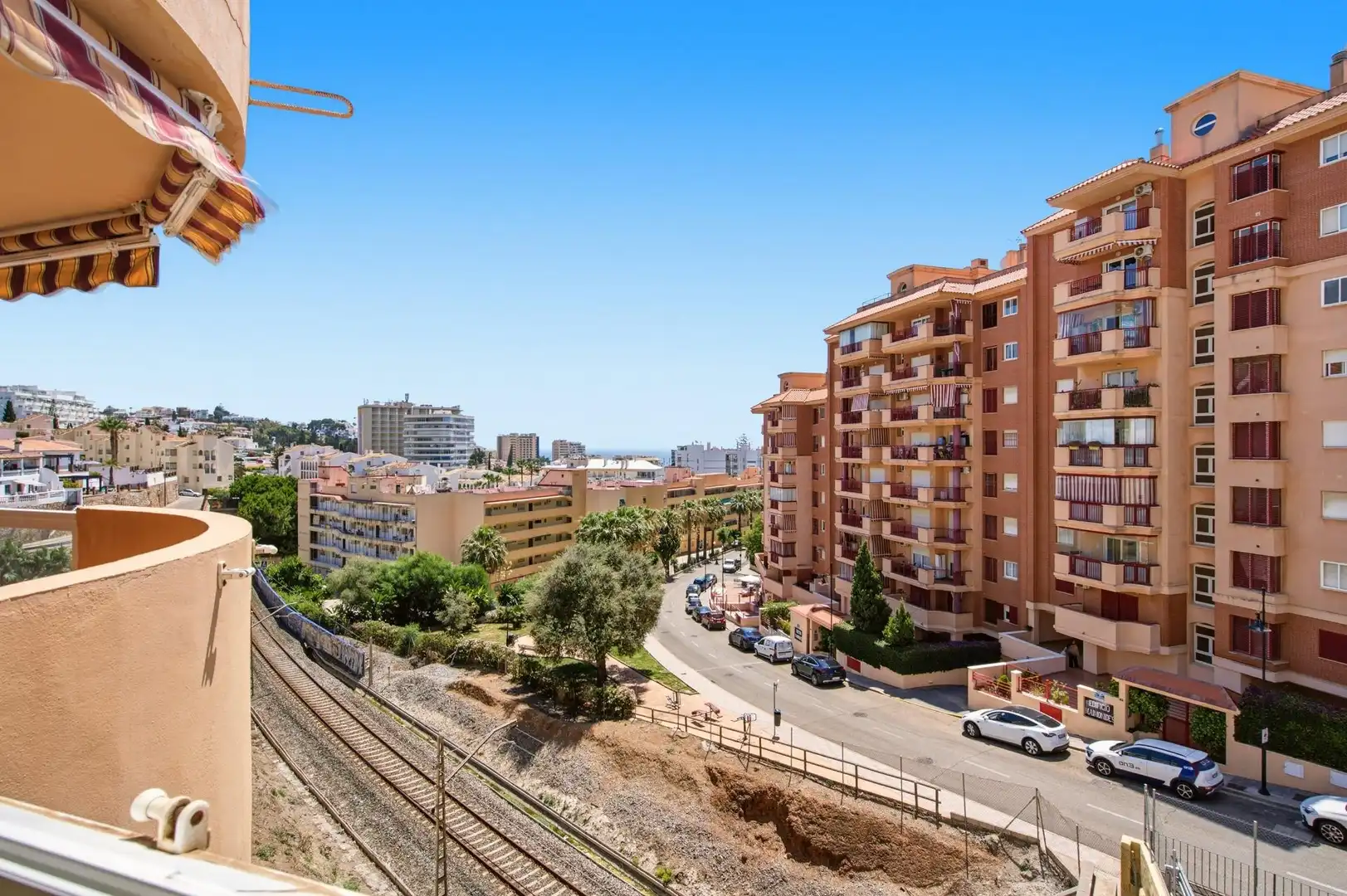 Vista exterior de Pis de lloguer en Fuengirola amb Aire condicionat, Terrassa i Moblat