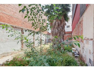 Terreno residencial en venta en Calle Gerardo Laguía 9