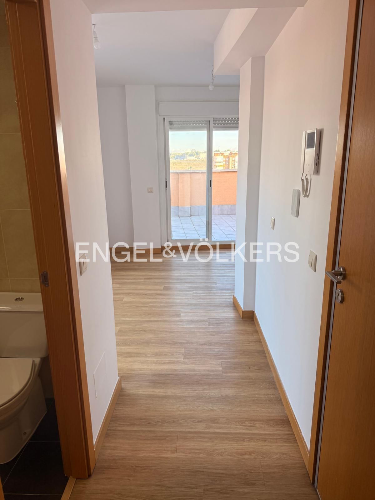 Balcony of Study for sale in  Madrid Capital  with Air Conditioner, Heating and Terrace