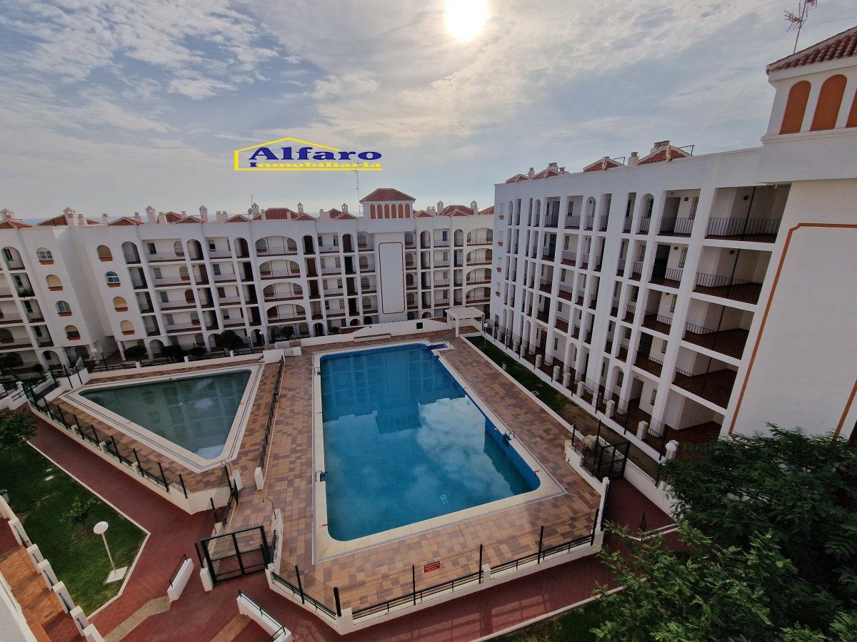 Piscina de Pis en venda en Almonte amb Terrassa i Piscina comunitària