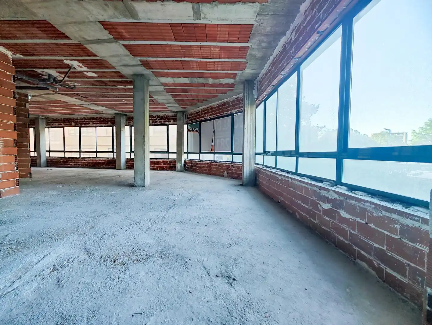 Exterior view of Commercial properties for rent in Puertollano