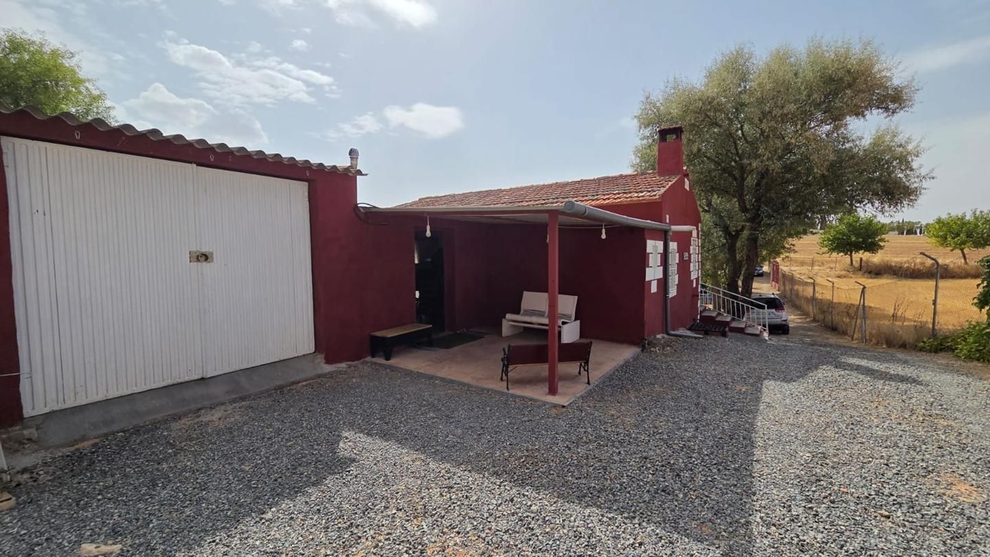 Exterior view of Country house for sale in Saelices  with Private garden and Furnished