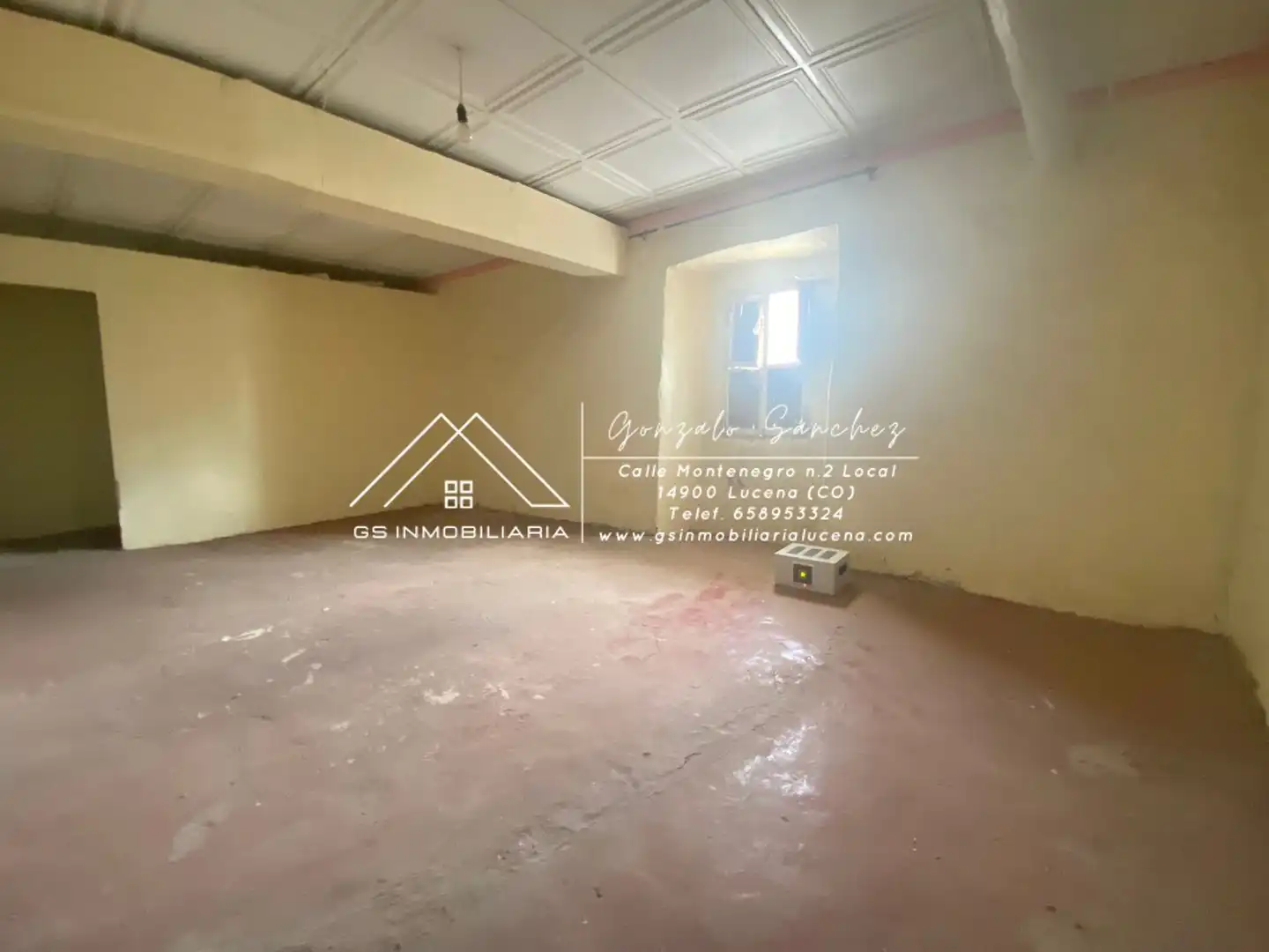 Casa adosada en venta en Benamejí
