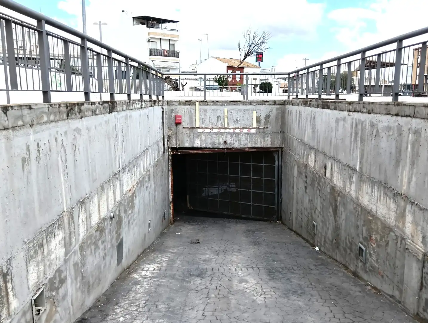 Garaje en venta en Ricardo Molina, Puente Genil