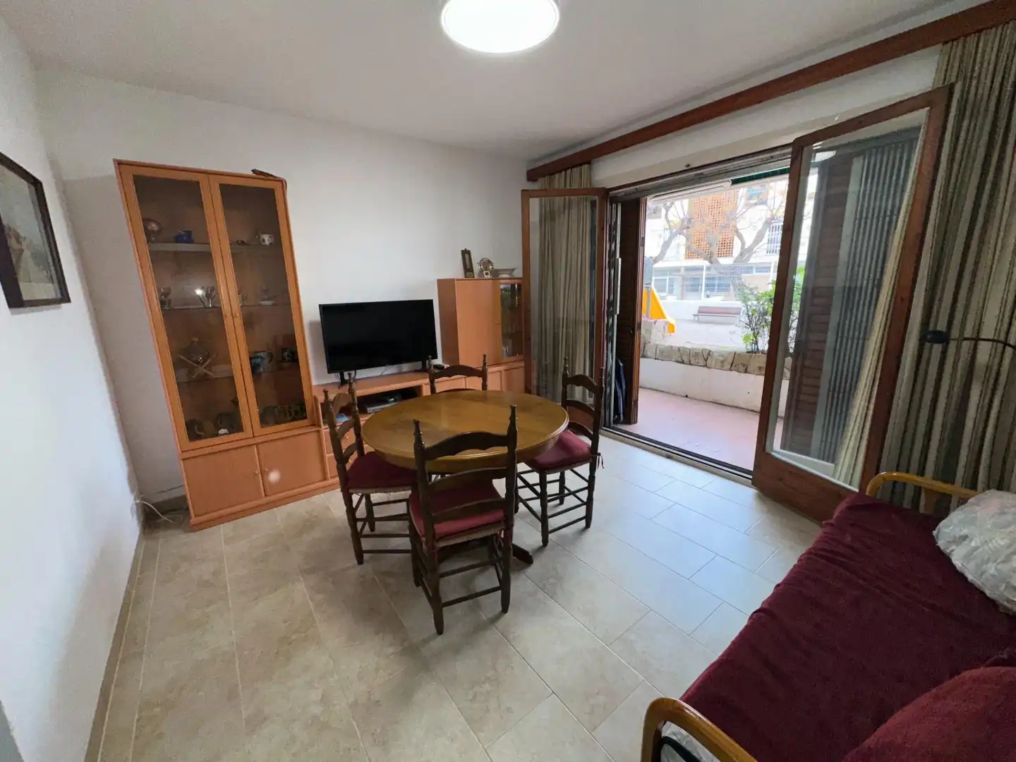 Schlafzimmer von Wohnungen zum Verkauf in Torredembarra mit Balkon und Alarm