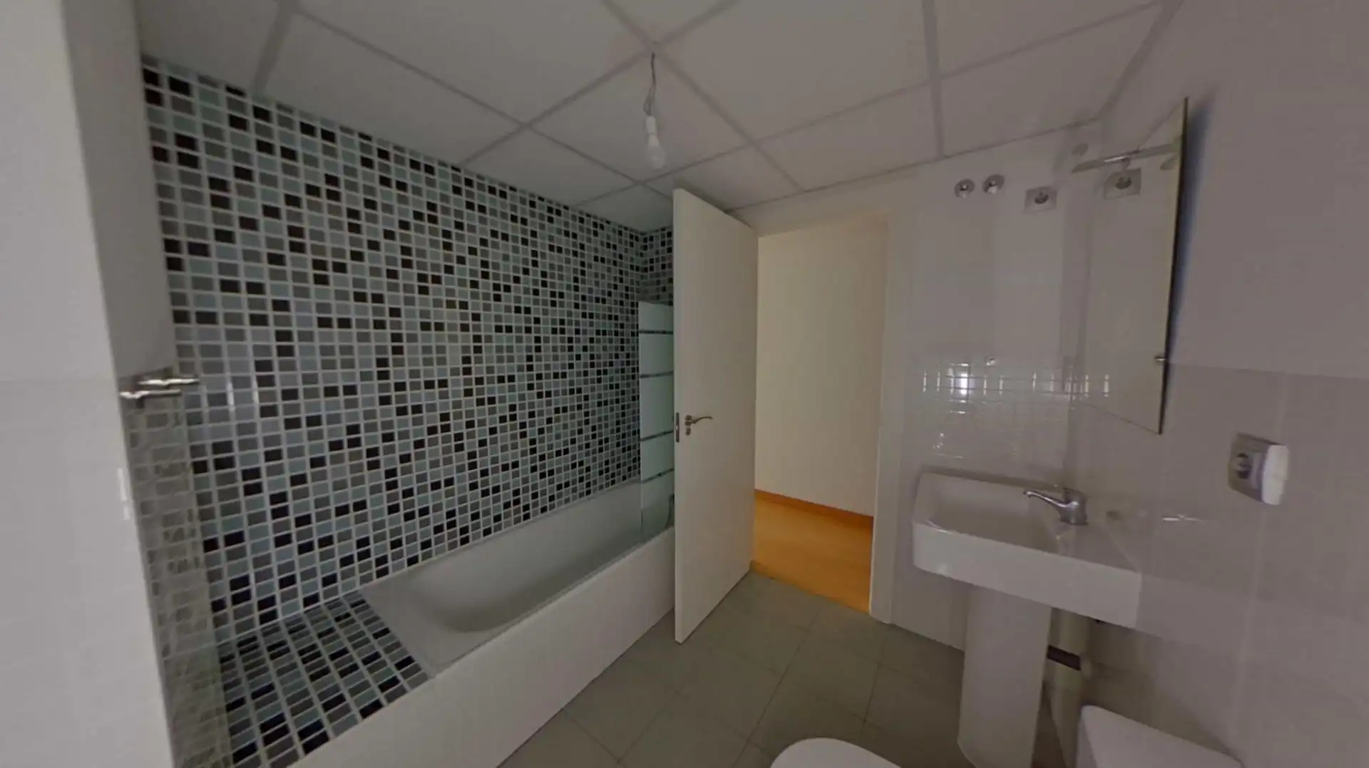 Bathroom of Flat for sale in Murcia