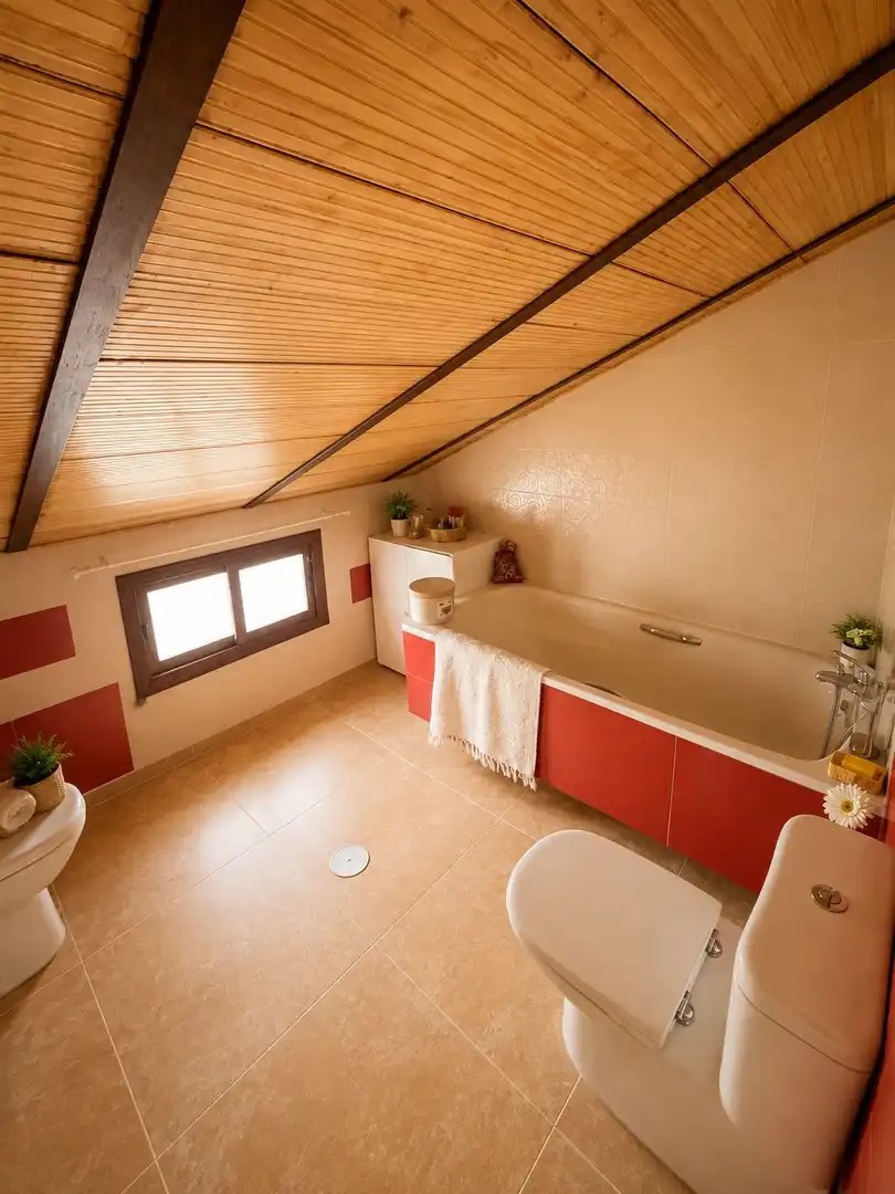 Bathroom of Houses for sale in Écija  with Air Conditioner, Private garden and Terrace