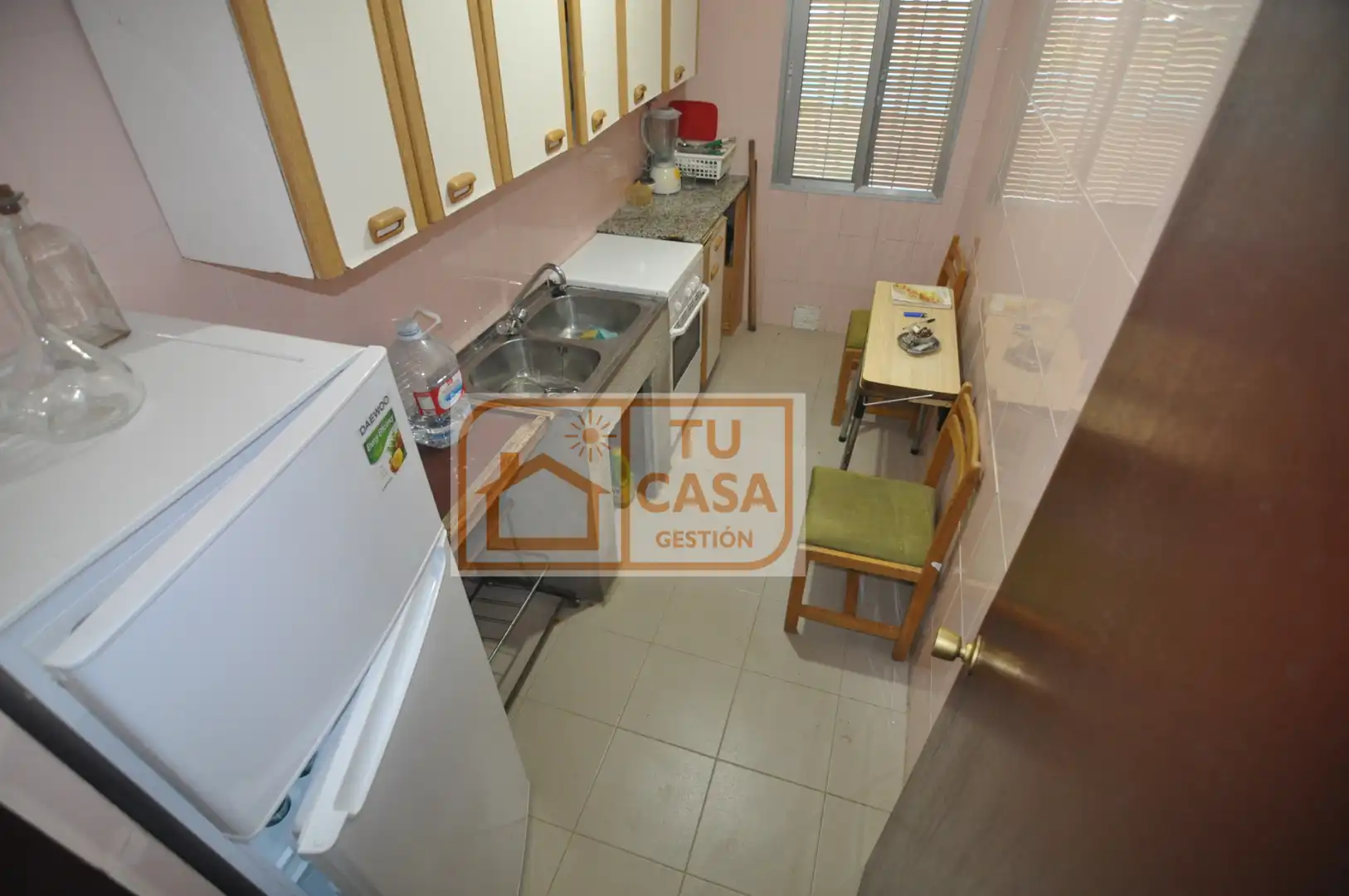 Cocina de Casa o chalet en venta en Malpartida de Cáceres con Aire acondicionado, Calefacción y Jardín privado