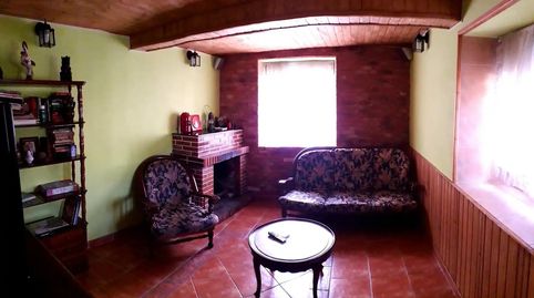 Foto 5 de Casa adosada en venta en Enfistiella, 16, Aller, Asturias
