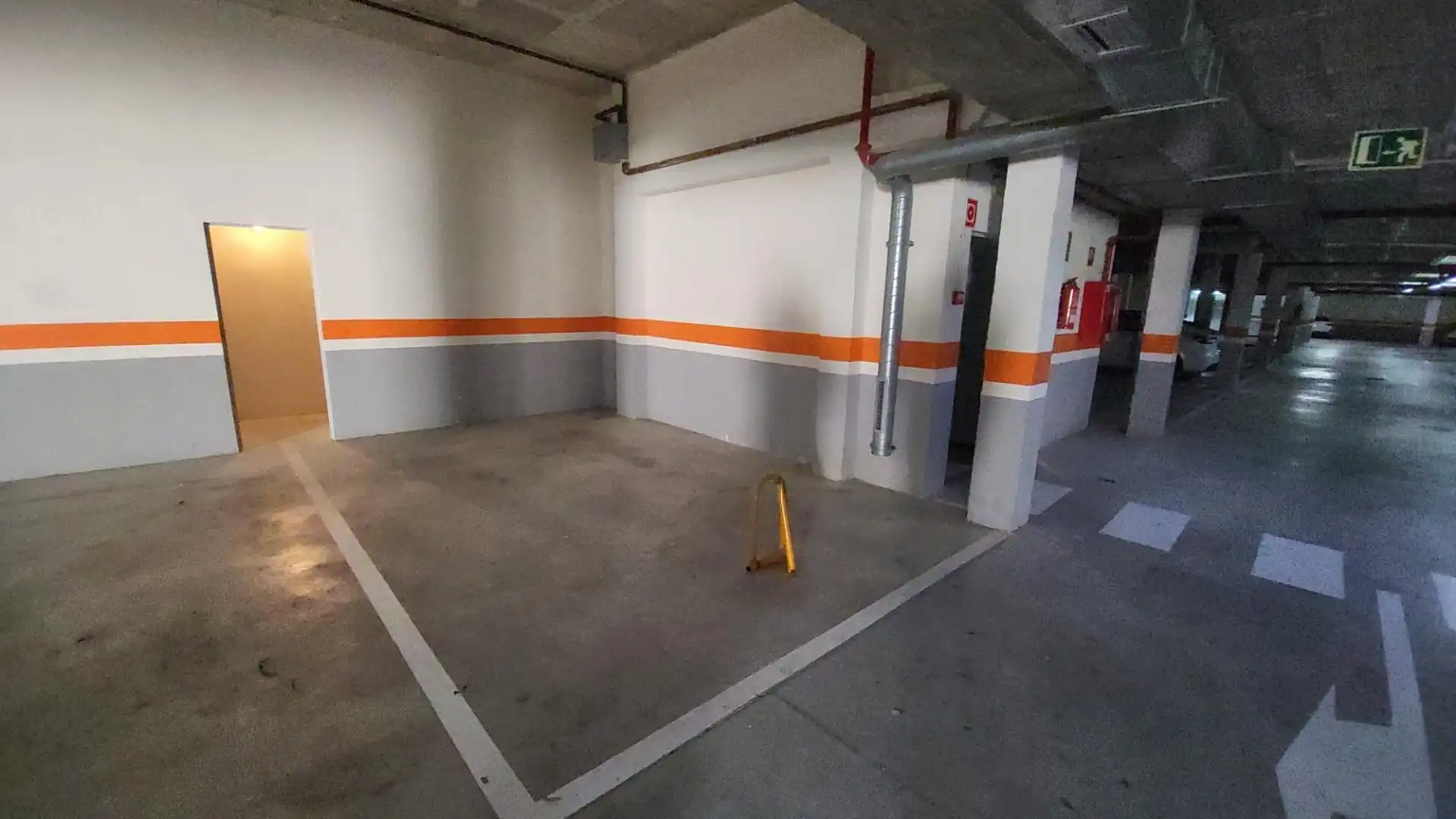 Parking of Apartments for sale in Elche / Elx  with Air Conditioner, Heating and Private garden