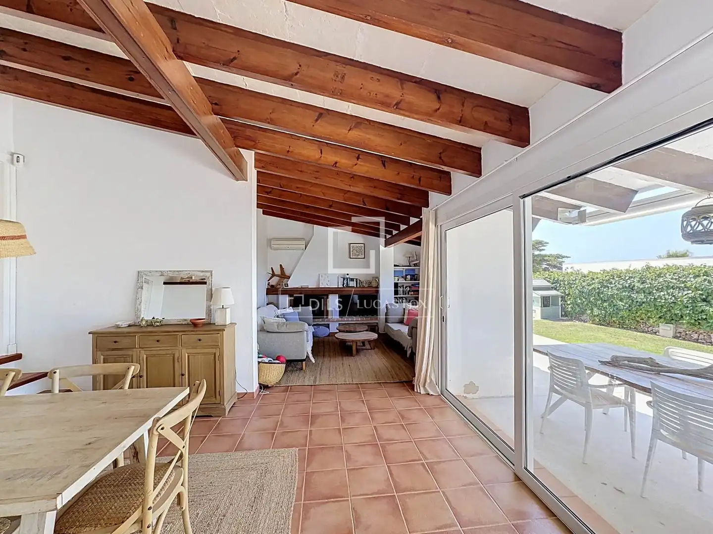 Sala d'estar de Casa o xalet en venda en Sant Lluís amb Aire condicionat, Calefacció i Jardí privat