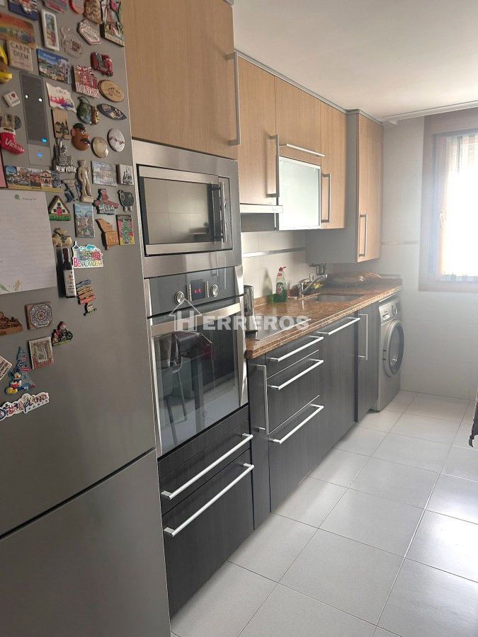 Cuina de Pis en venda en  Logroño amb Aire condicionat, Calefacció i Parquet