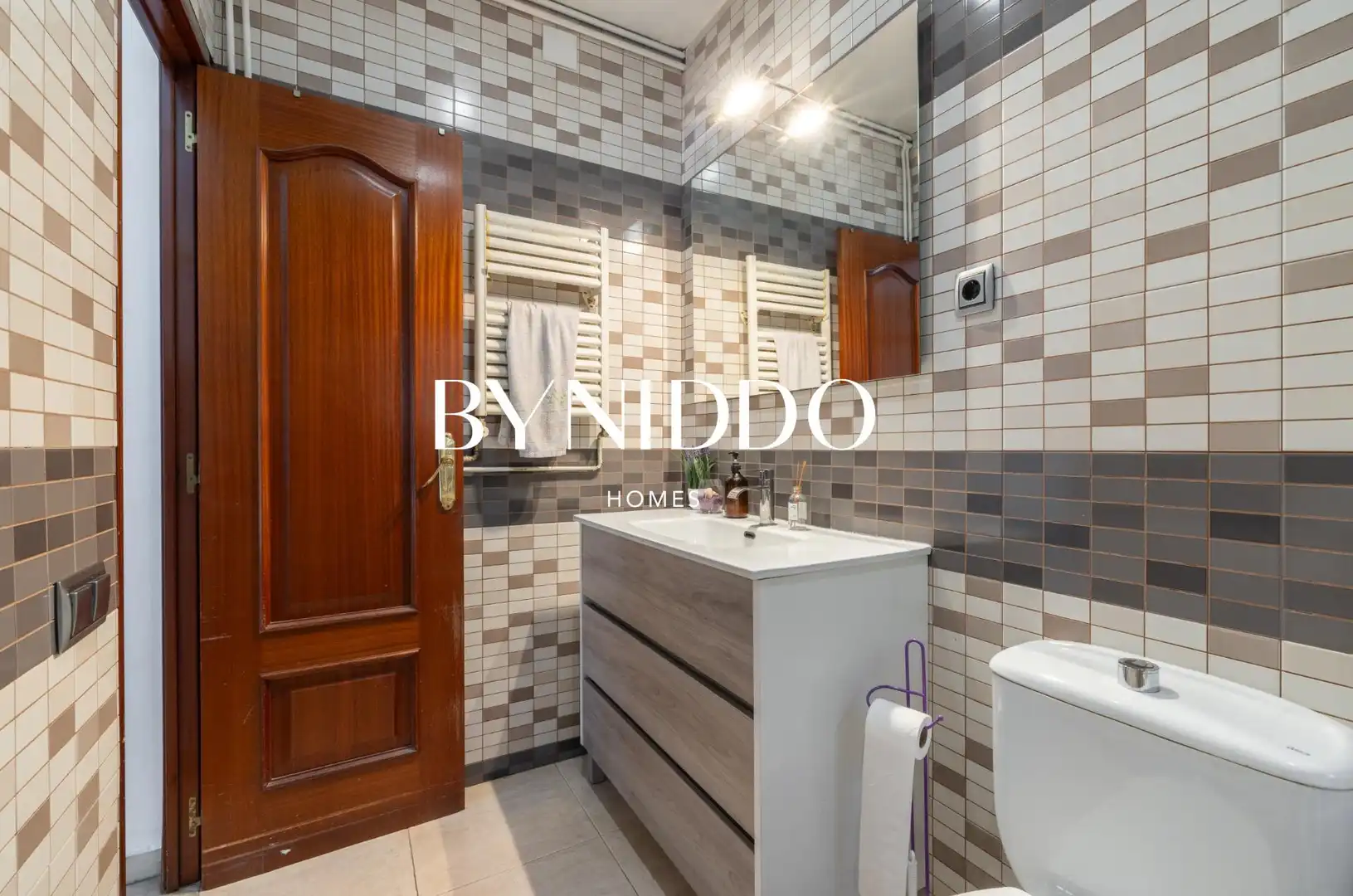 Bathroom of Houses for sale in Sant Cugat del Vallès  with Heating, Private garden and Terrace