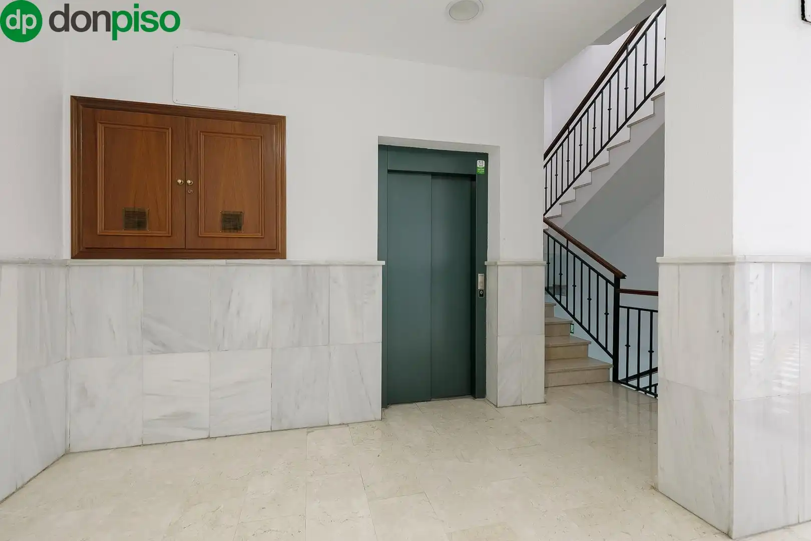 Ático en venta en Armilla con Aire acondicionado, Terraza y Trastero