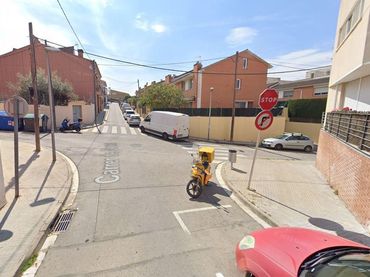 Piso con balcón en venta en GIRONA 14