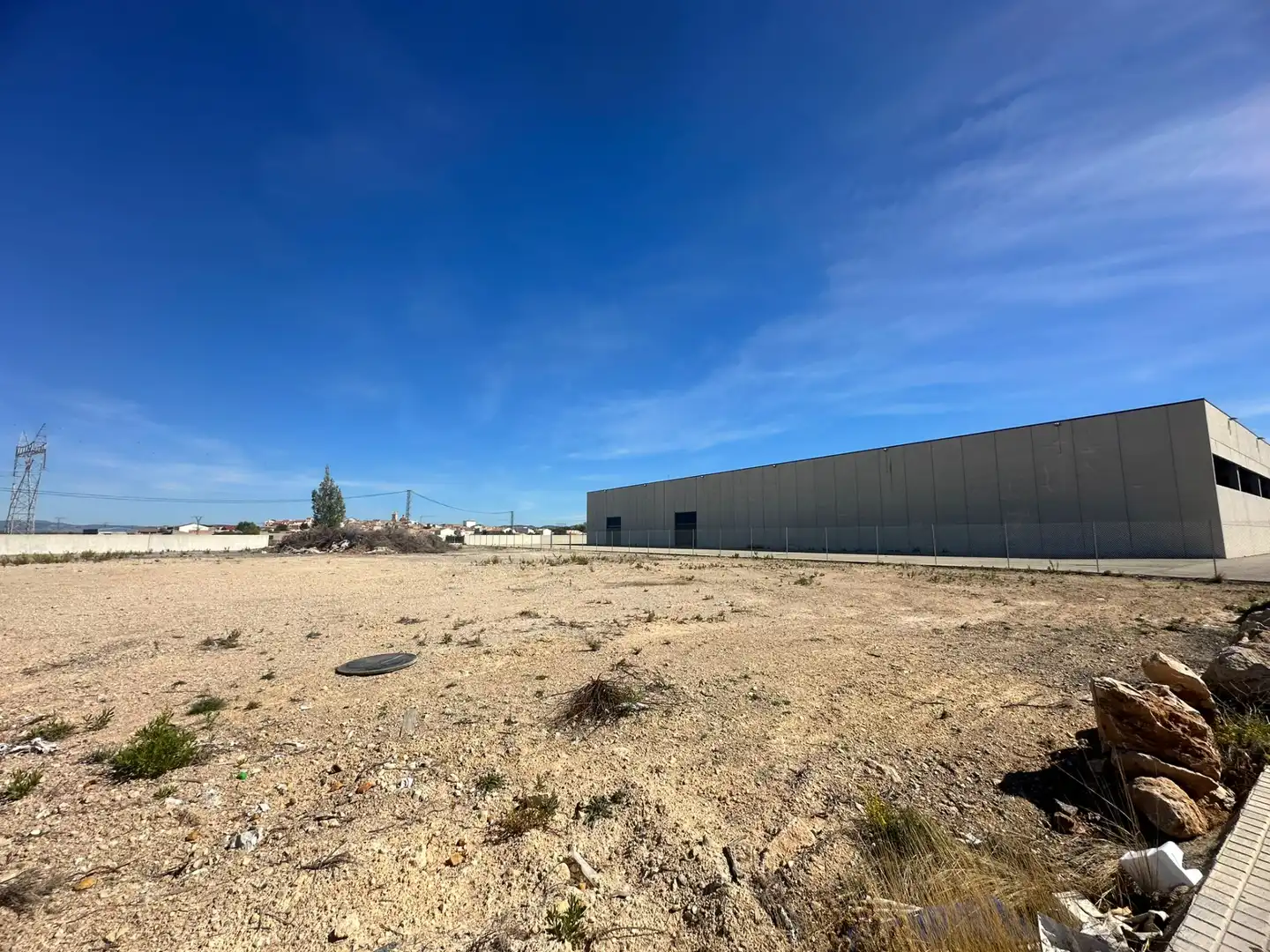 Nave industrial de alquiler en Villargordo del Cabriel con Alarma