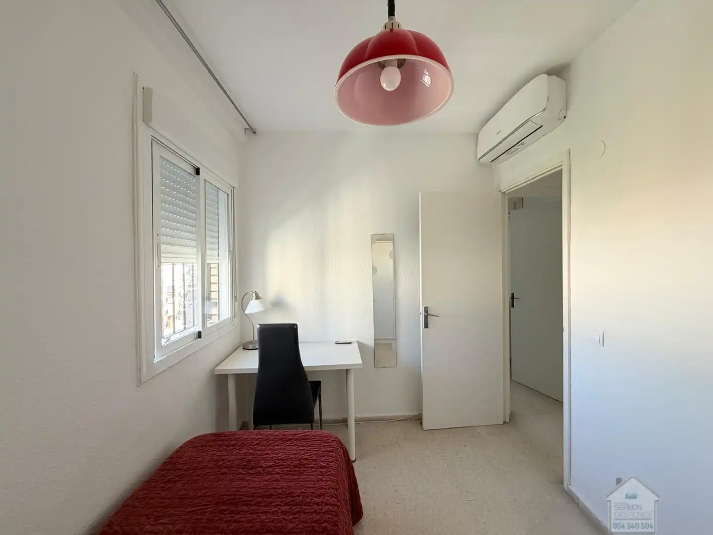 Schlafzimmer von Wohnung zur Miete in Nervión