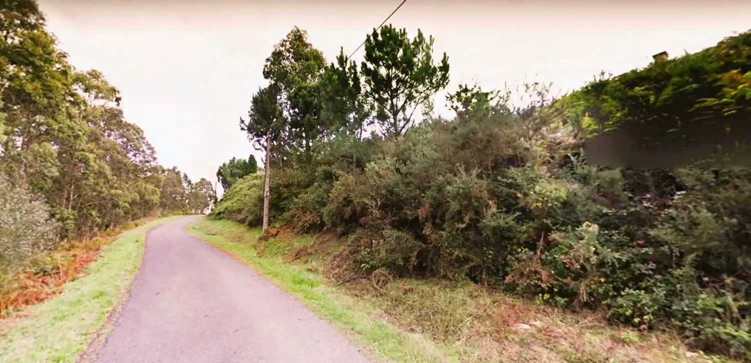 Land for sale in A Laracha  , A Coruña