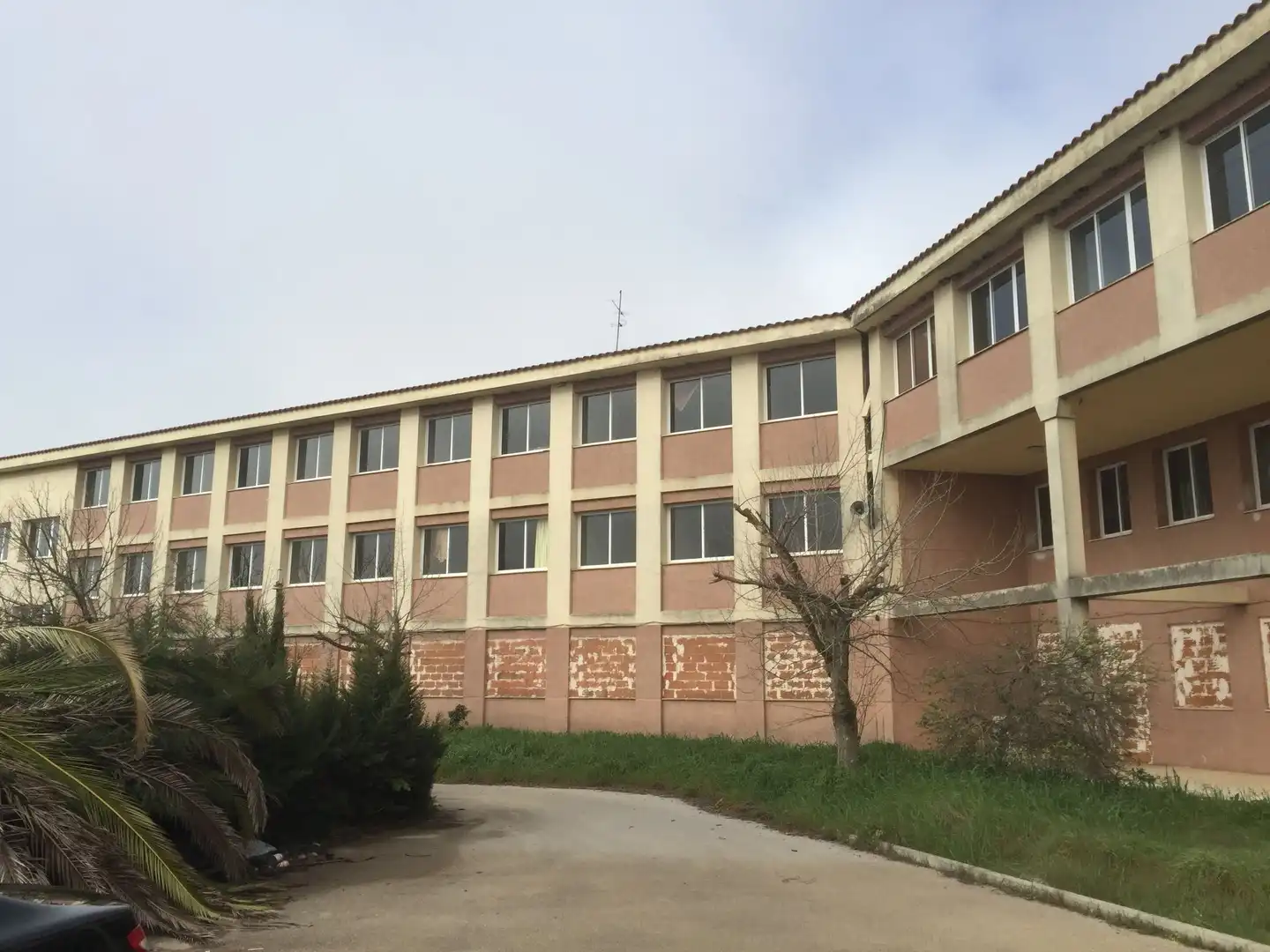 Edificio en venta en Estación Arroyo Malpartida