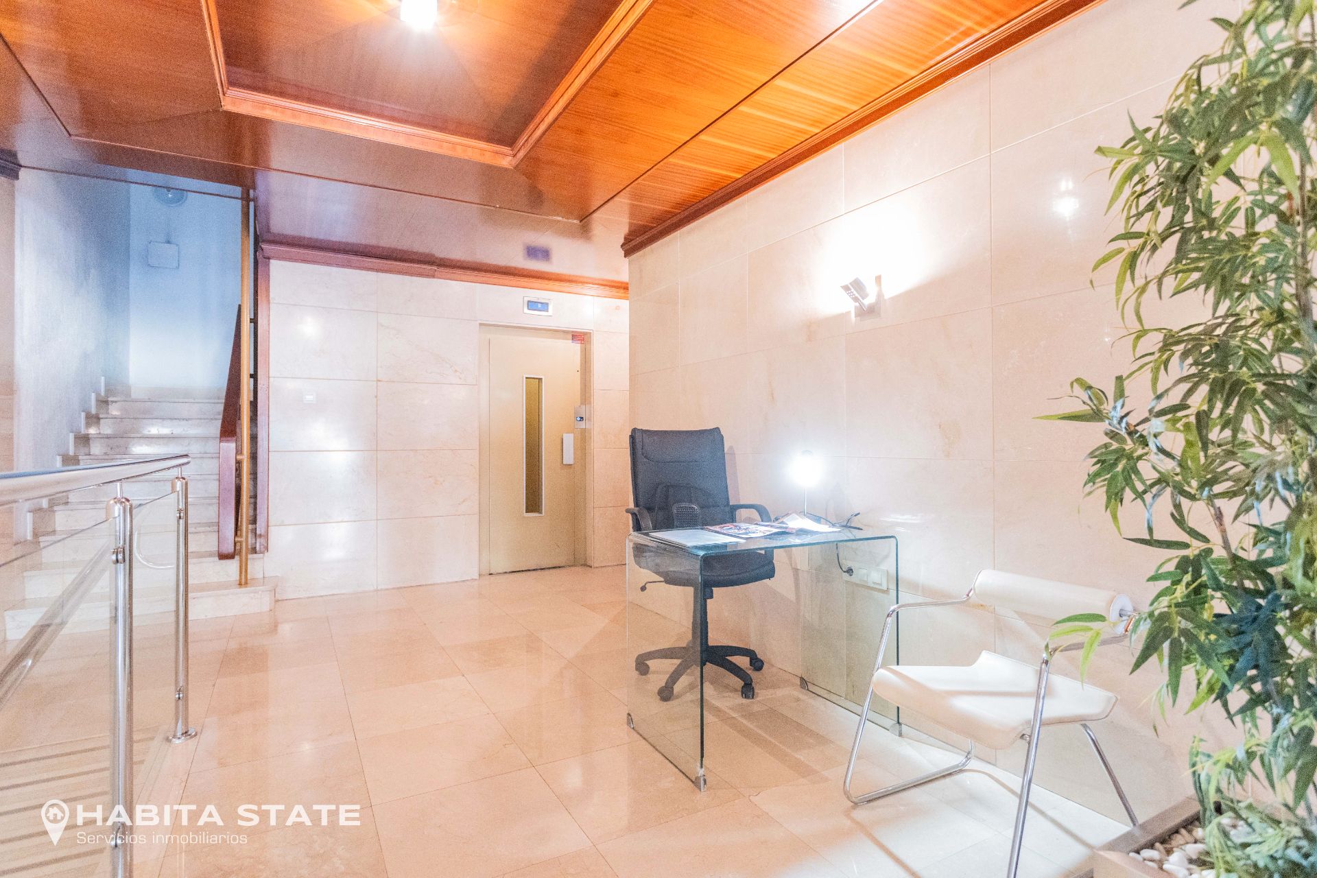 Flat for sale in  Almería Capital  with Air Conditioner, Heating and Oven