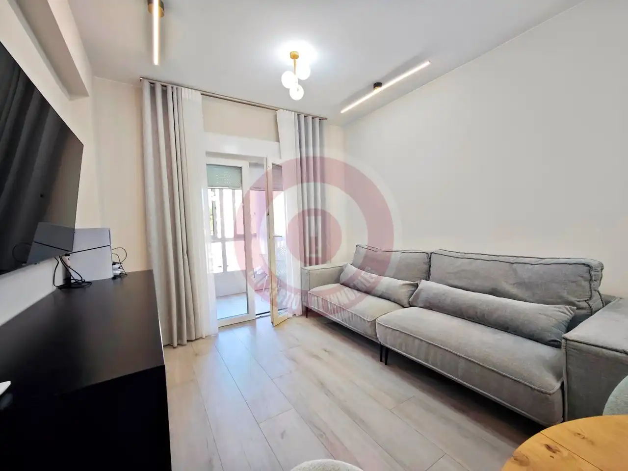 Sala d'estar de Pis en venda en Vélez-Málaga amb Aire condicionat, Terrassa i Moblat