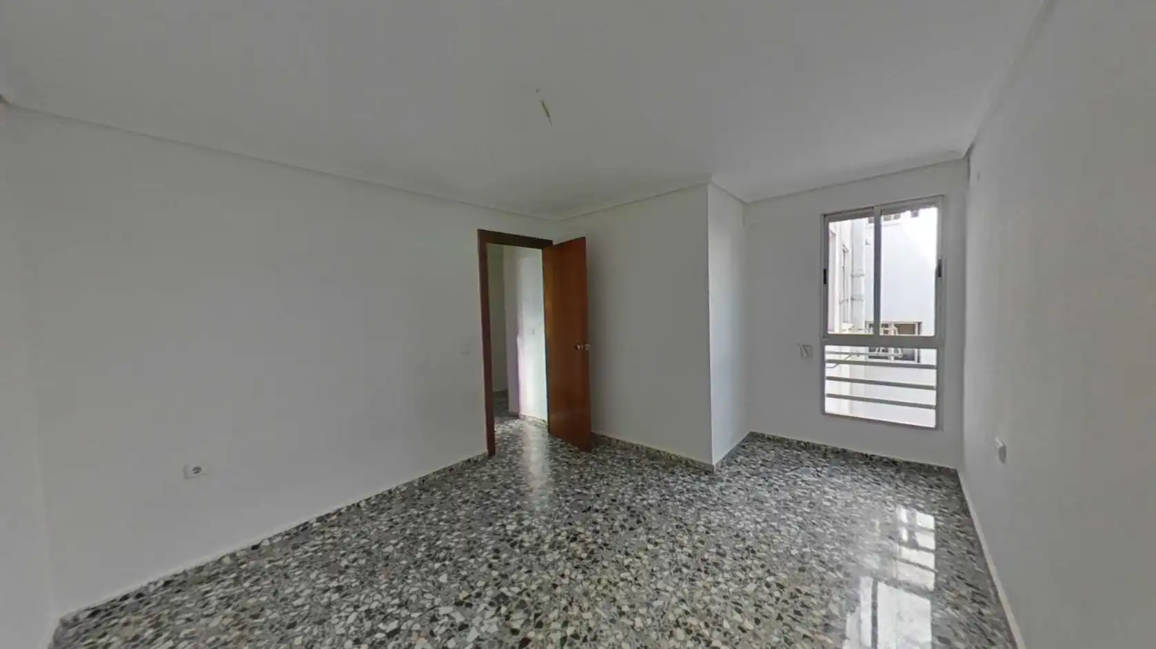 Flat for sale in Torrent